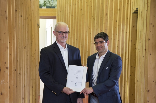 Robert Nasi and Marc Palahi signed the MoU in Barcelona.